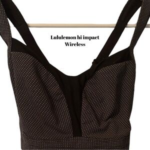 Lululemon sports bra 32E wireless NEARLY NEW.